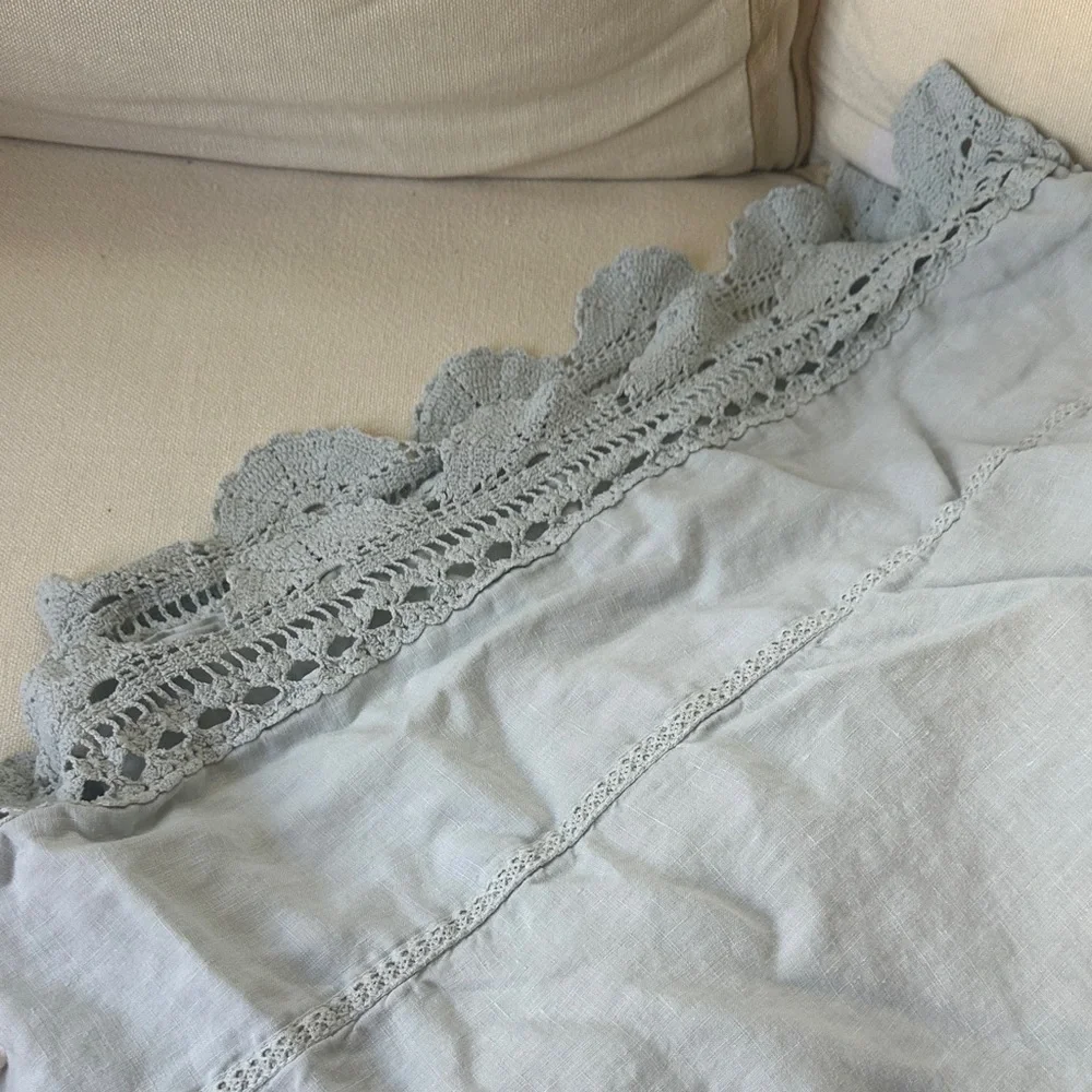 Bella Notte King Crochet Lace Sheet - Picture 1 of 4
